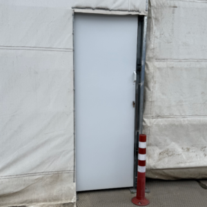 Slankiojančios durys tentiniam angarui